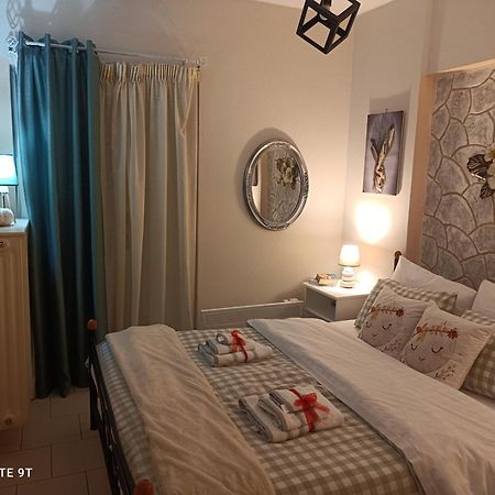 Central Sweet Home Larissa Bagian luar foto