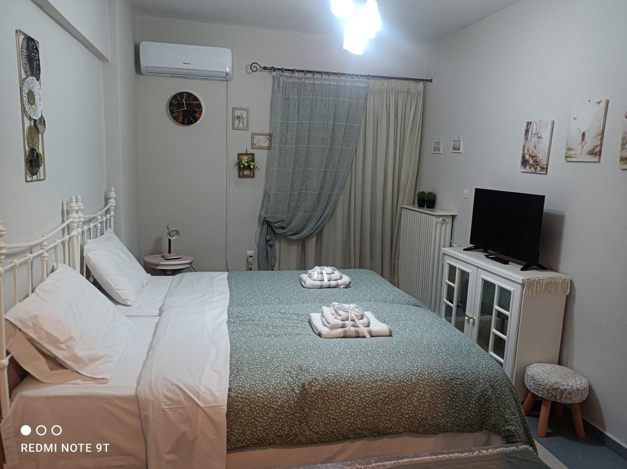 Central Sweet Home Larissa Bagian luar foto