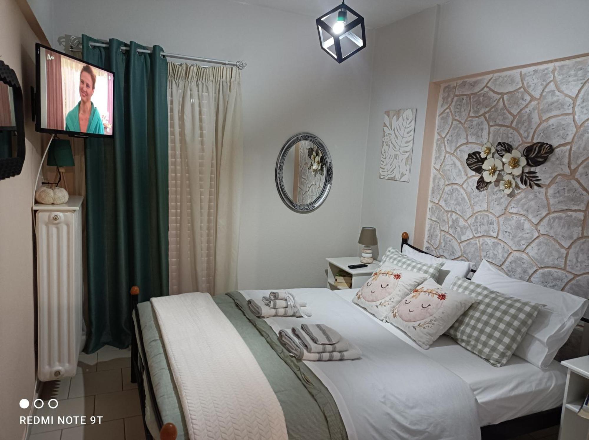 Central Sweet Home Larissa Bagian luar foto