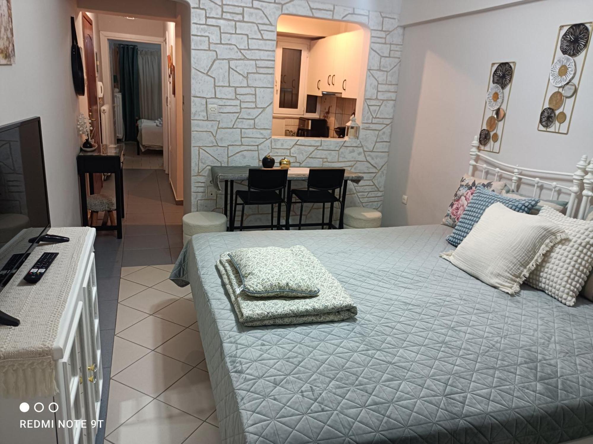 Central Sweet Home Larissa Bagian luar foto
